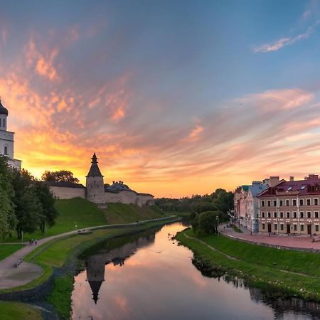 Golden Embankment Hotel Pskov Luaran gambar